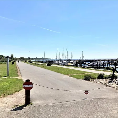 Irma - 25m From The Sea By Interhome Appartement *